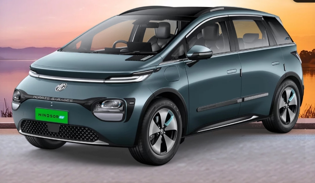 MG Windsor EV Review 2025: Detailed Specs, Features & Price in India