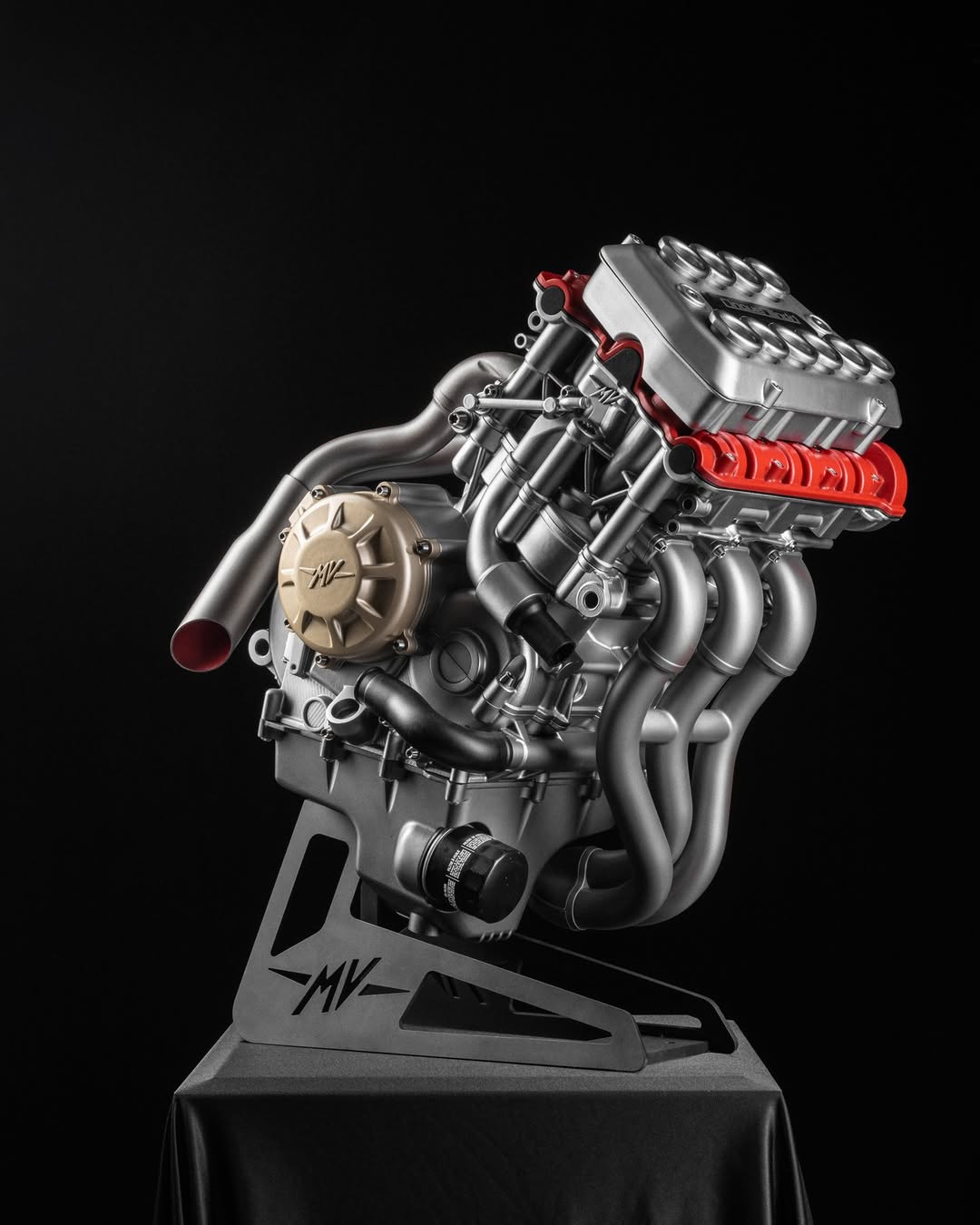 The MV Agusta 5-Cylinder Engine Explained: Innovation Meets Power and Precision